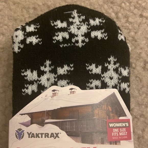 Cabin Slipper Socks NWT - Picture 3 of 3